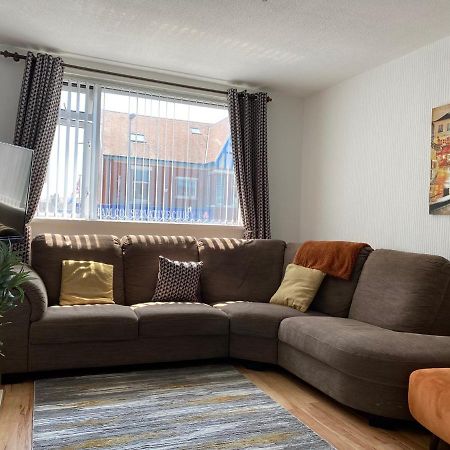 M&J Apartment Blackpool Buitenkant foto